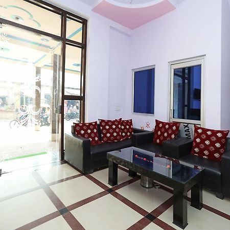 Hotel Taj Ansh Agra  Buitenkant foto